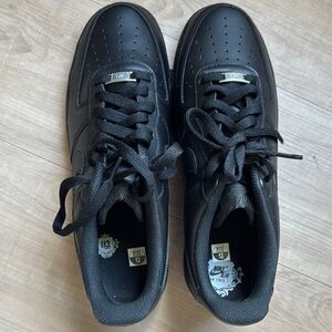 Nike Air Force 1 Black Sneakers